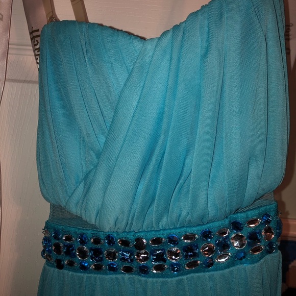 Prom Dress - Picture 2 of 3